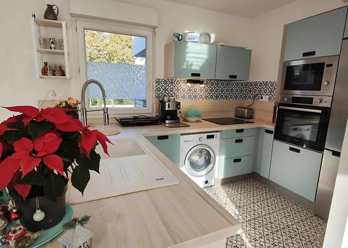 Spacious With Terrace And Shared Pool Lejlighed *